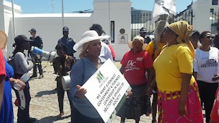 SOUTH AFRICA - Cape Town - Budget speech march to and protest outside Parliament (Video) (DoF)