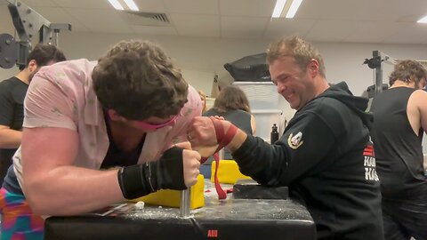Special weigh in & ARMWRESTLING