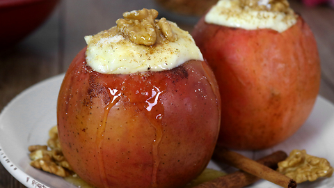 Bratapfel mit Cheesecake-Füllung