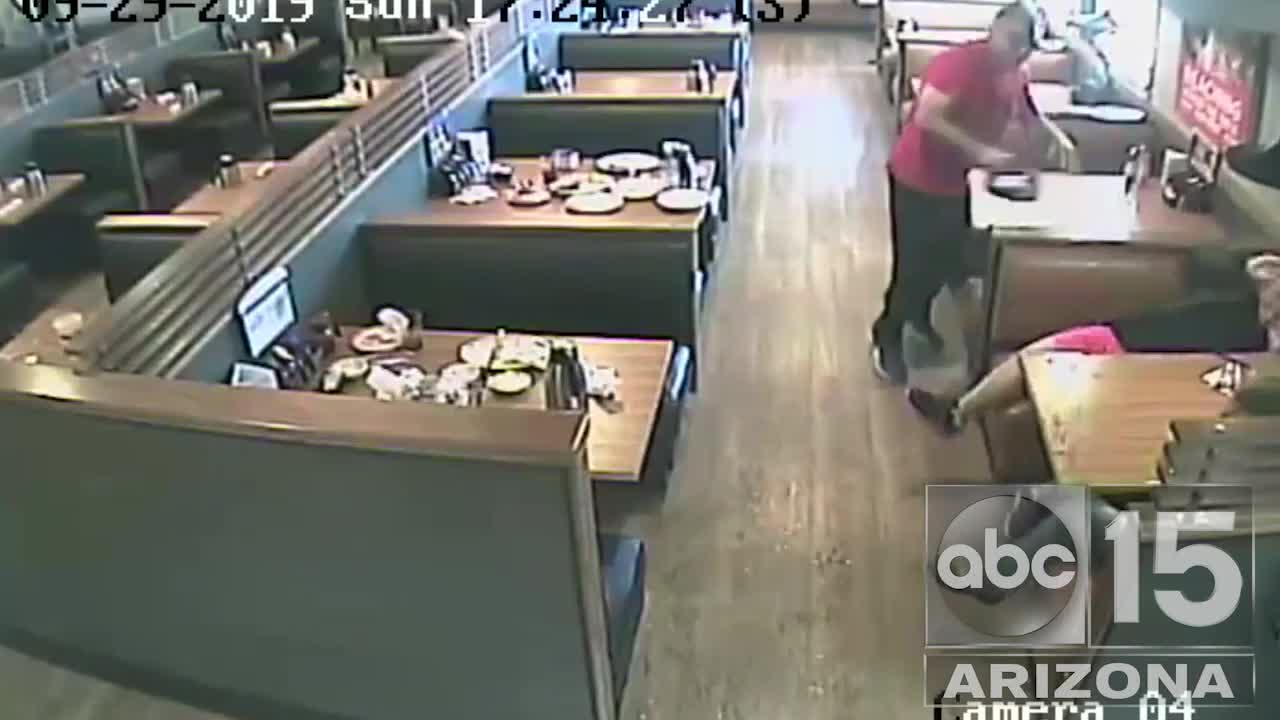 VIDEO: IHOP customers in Phoenix attacked by man with coffee pot