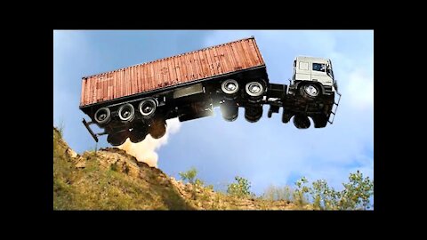 Top 10 Extreme Dangerous Idiots Truck Fails Compilation 2021 ! Crazy Heavy Equipment Drive skills