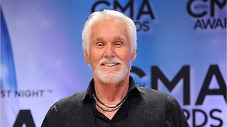 Kenny Rogers Has Been Hospitalized