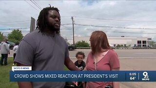 Crowed shows mixed reactions outside President's visit