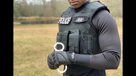 Full Dexterity Needle Resistant Search Gloves for Police - 221B Hero Gloves 2.0 Review 2020