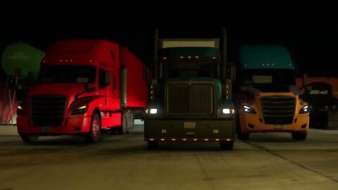 The People’s Convoy USA 2022 And The Freedom Convoy USA Freedom In America Moving Rolling Trucking!