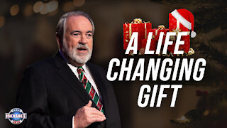 Mike Huckabee: The Gift That Changed the Rest of My Life | Monologue | Huckabee