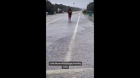 Hurricane Nicole sweeps Daytona beach