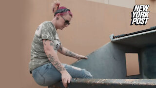 Mom of 4 ditches job to be a dumpster diver, earning $1,000 a week