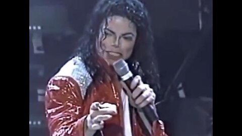 Listen Michael Jackson's voice Without autotune !!!