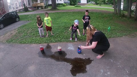 Krazy Kidz Doing Soda and Mentos Experiment