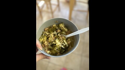 Green Veggies Noodle Soup