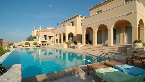 Check out this luxury property in Greece