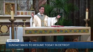 Sunday Mass Resumes in Detroit
