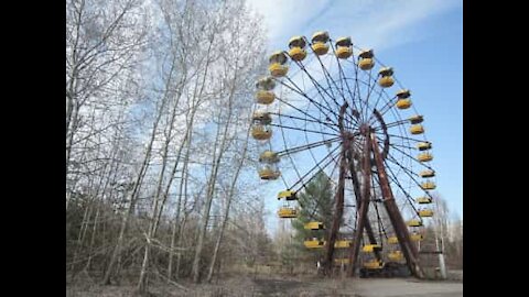 Dystert droneopptak av Tsjernobyl