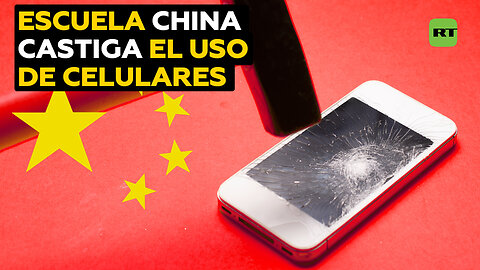 Destrozan teléfonos móviles con un martillo para prevenir su uso en una escuela china
