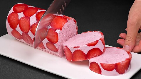 Strawberry ice cream in 5 minutes! Simple and delicious recipe that everyone will repeat!