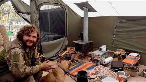 @Down2Mob Overland's Winter Hot Tent Tour! Kodiak 12'x12' "Lodge Cabin" 4 Season Tent w/ Awning Room