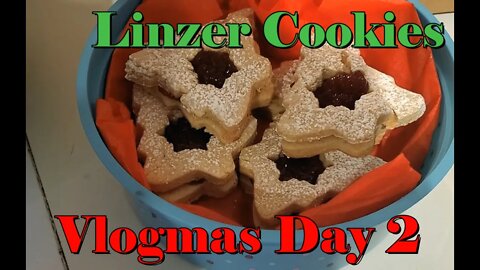 Vlogmas Day 2 | Linzer Cookies | Packing up Christmas Treats | DITL | Mom life