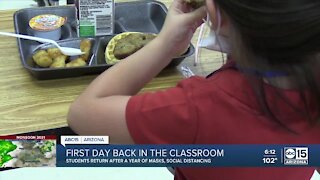 First day back in the classroom for thousands of Valley students 2021