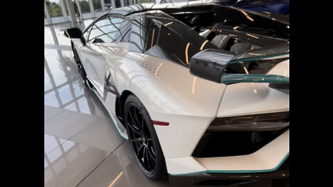Lamborghini Aventador SVJ 2021. Let's take a look in this super sport car.