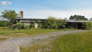 Mt. Vernon School - Abandoned