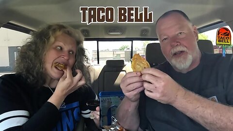 Brandy Is Hangry Again So This Should Go Smoothly. Taco Bells Grilled Cheese Dipping Taco Review.