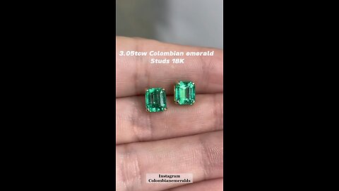 Glowing classic 18K for prong Crystal clean transparent VS Emerald cut emerald stud earrings