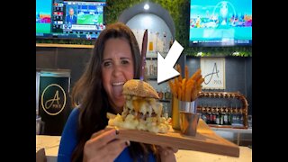 MONSTER MAC & CHEESE BURGER! Popular New York burger is now here in Arizona - Appetite AZ