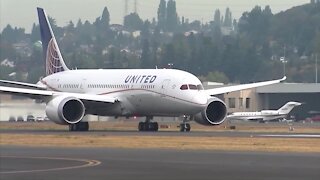 United Airlines to furlough 16,000 employees in October