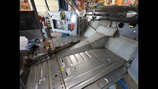 1950 Shoebox, welding the floor and final install of the fuel tank