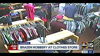 Police searching for men who stole clothes from west Phoenix store