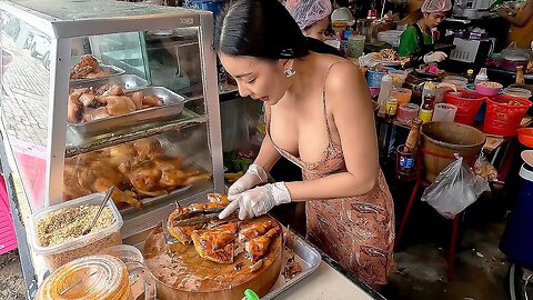 Most Popular Chicken In Pattaya! Beautiful Lady Owner Collection - Thai Street Food
