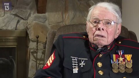 Americký 100-letý válečný veterán se slzami prohlásil, že Amerika jde k čertu!