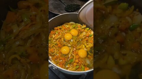 Veggie omelette #ytshorts #foodlover #urdu #urdupoetry #urdushayari #urdustory
