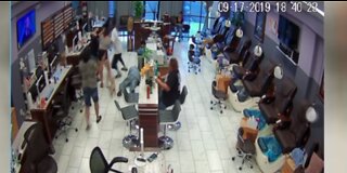VIDEO: Customers attack Vegas nail salon owners after using 'fake money'