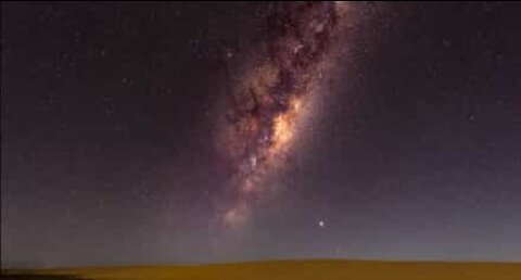 Via Láctea é registrada em incrível timelapse na Tasmânia