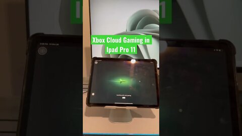 Xbox Cloud Gaming in Ipad Pro 11 using 8bitdo Pro 2 #xboxpass #xbox360