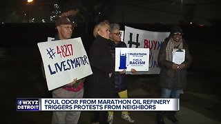 Foul odor from Marathon Oil refinery triggers protest from neighbors