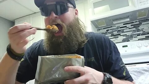 DRUNK HUMANITARIAN RATION REVIEW (MEAL #3)