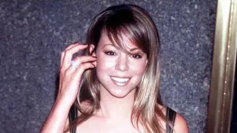 RARE (1996) Mariah Carey at VMA's (Clip)