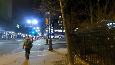 4K Stroll in Center City Philadelphia, PA, on a Warm December Evening. A Grocery Run to Sprouts