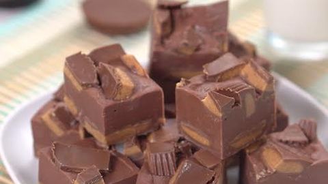 Peanut Butter Cup Fudge