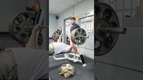 415lbs Raw bench, Crazy 🤪 old man, real grind 💪 one more time ⏲️