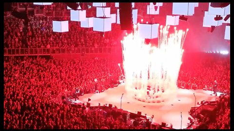 Metallica - Enter Sandman | Live at Papp László Sportaréna in Budapest, Hungary | April 05, 2018