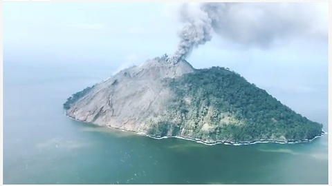 Volcanic Island in Papua New Guinea lets off some steam