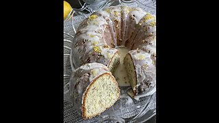 Lemon Poppy seeds Bundt Cake