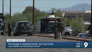 Police respond to possible barricade situation at Benson Highway, Campbell Avenue