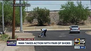 Good Samaritan gives homeless man shoes in scorching heat