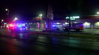 25-year-old man shot, killed near Green Bay Ave. and Silver Spring