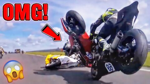 Group of Bikers Wreck! - BEST ROAD RAGE, CRASHES, CLOSE CALLS OF 2022 - Motorcycle Road Rage [Ep.26]